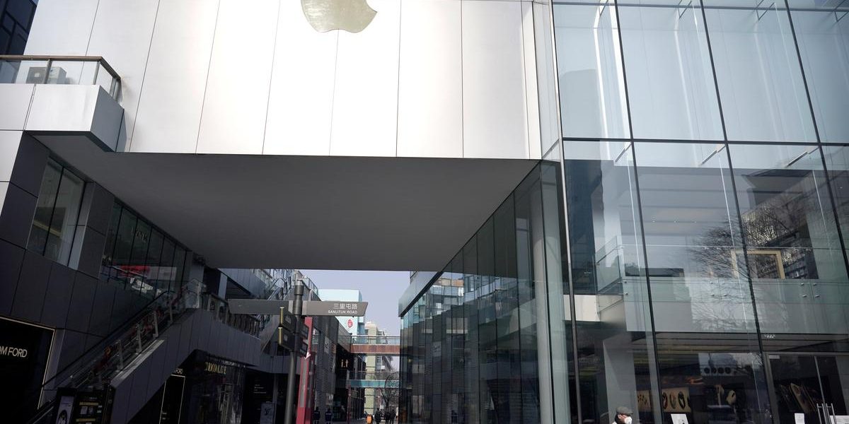 Apple to delay reopening of retail stores in China -