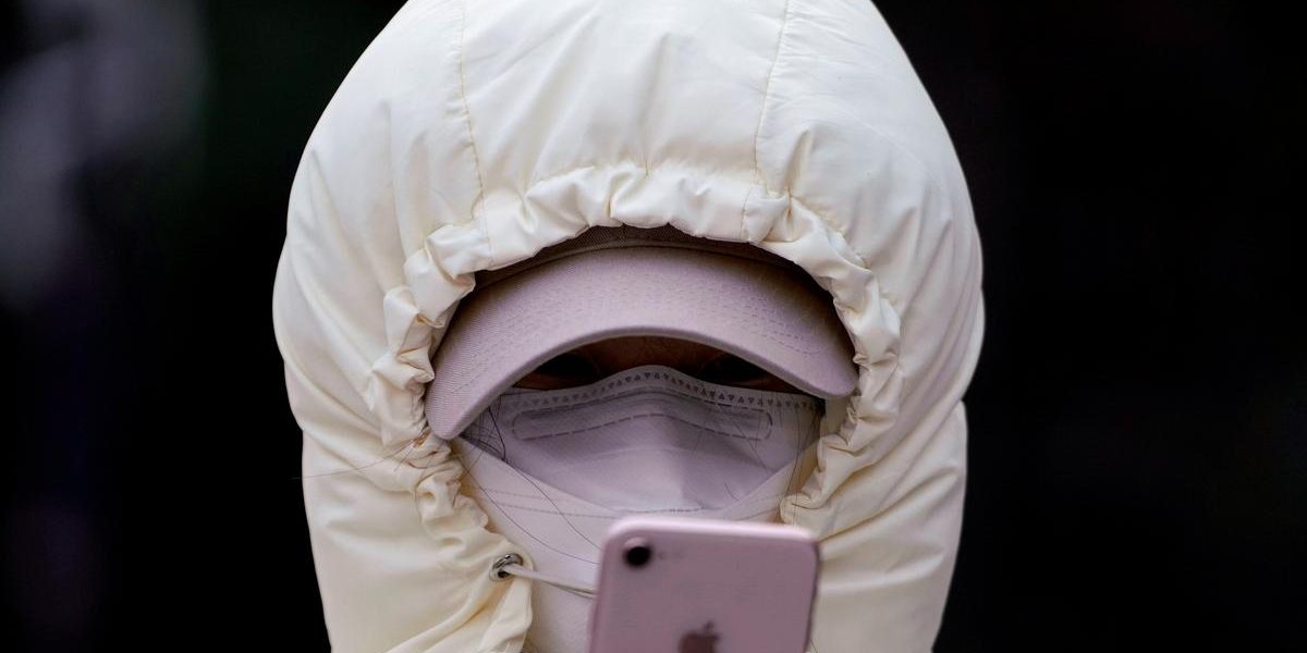 Millions in China banish virus blues with online games, video