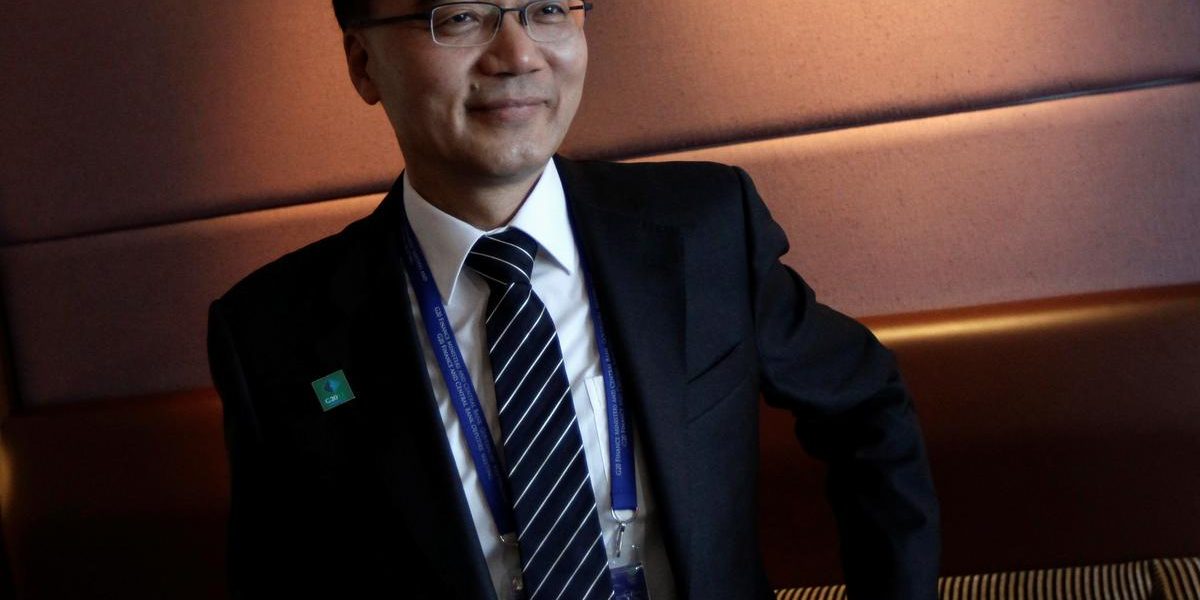 Samsung Electronics names non-executive director as board chairman in company