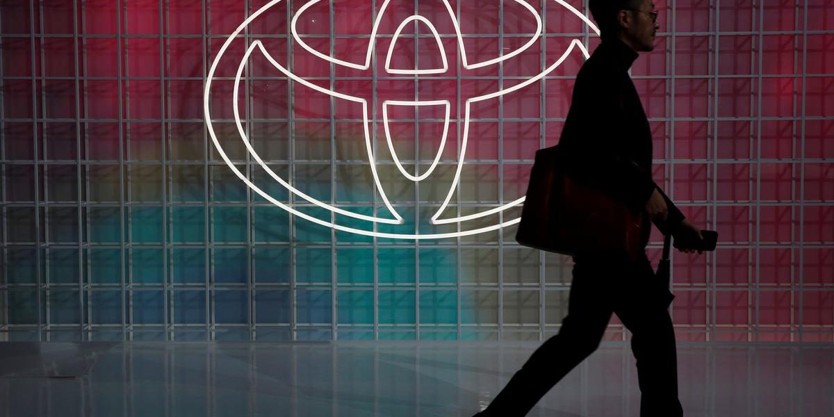 Toyota and Panasonic to set up EV battery joint venture