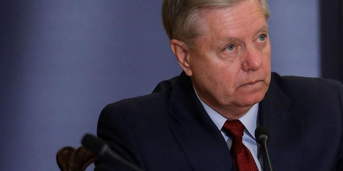 U.S. senator threatens tech companies, says don't block his child