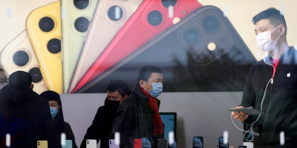 Apple shipped 2.5 million iPhones in China in March following