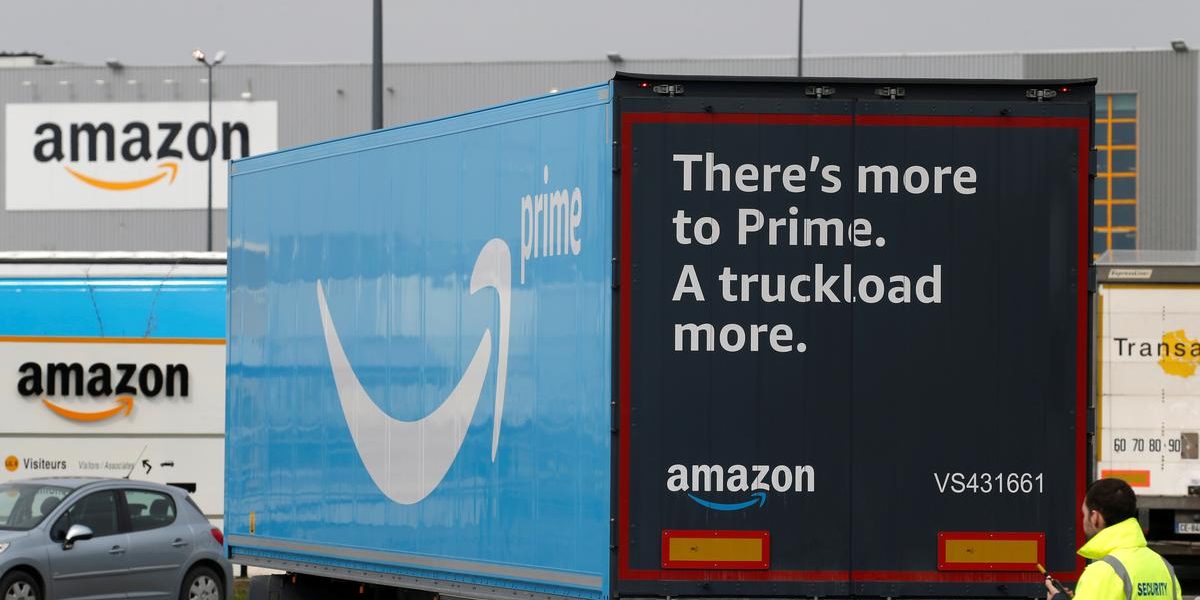 In Versailles, king of online retail Amazon fights unions backlash