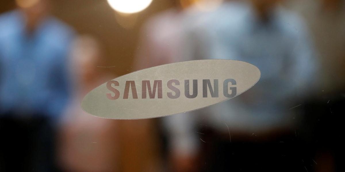 Samsung Electronics beats first-quarter estimates, braces for bigger blow from