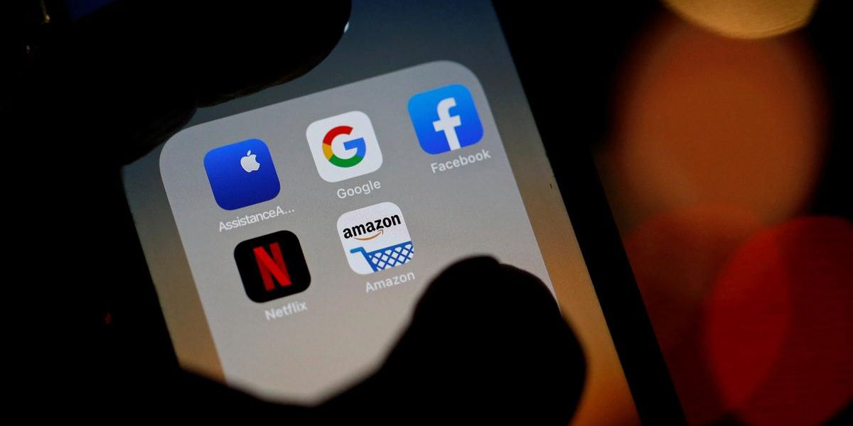 Tech titans dominate U.S. stock market after surge - Source