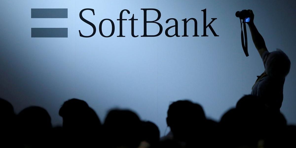 SoftBank in talks to sell down T-Mobile U.S. stake to
