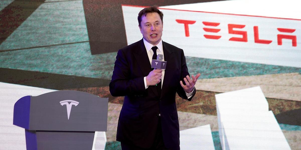Tesla stock rise appears to qualify CEO Musk for $700