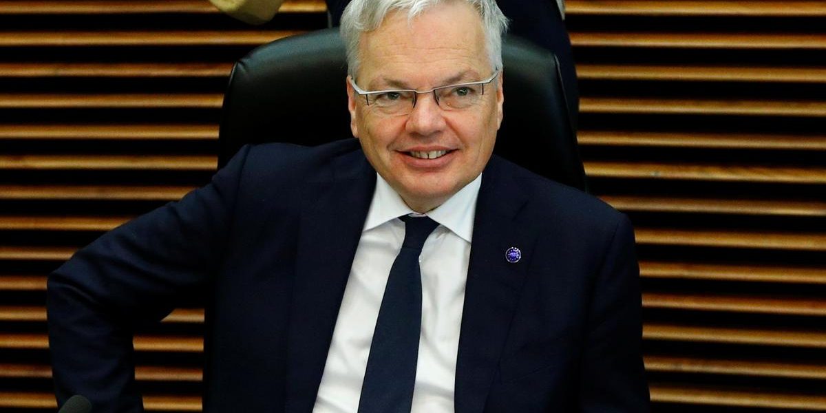 Virus-tracing apps must not be used for mass surveillance: EU