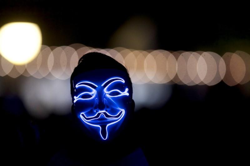 Hackers and hucksters reinvigorate 'Anonymous' brand amid protests - Source
