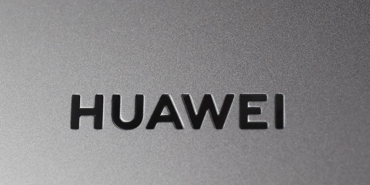 Huawei launches UK advertising blitz ahead of security review -
