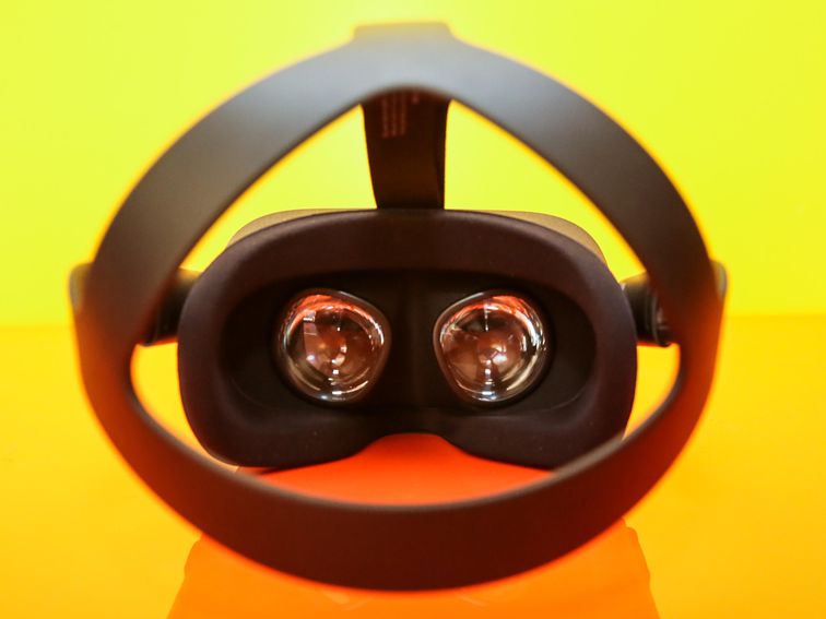 08-oculus-quest.jpg