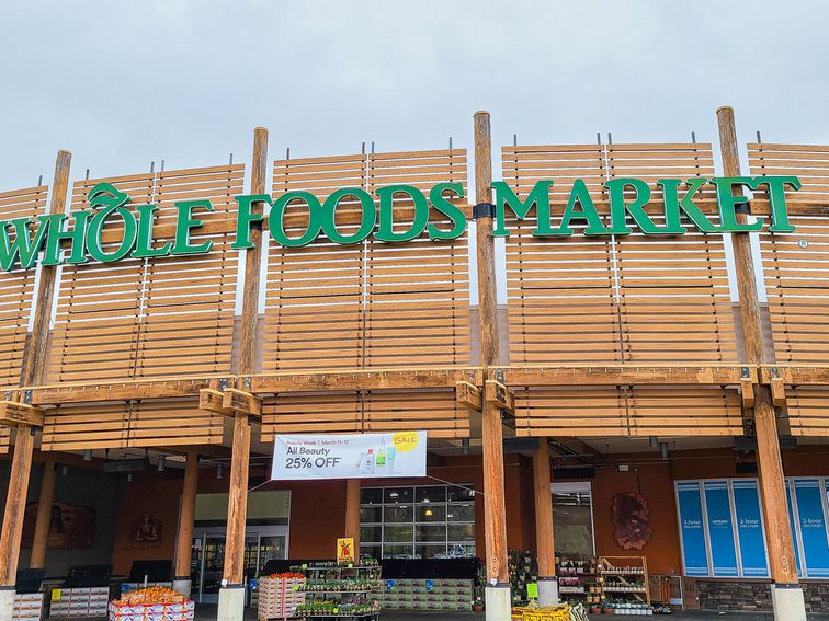 grocery-store-whole-foods-2.jpg