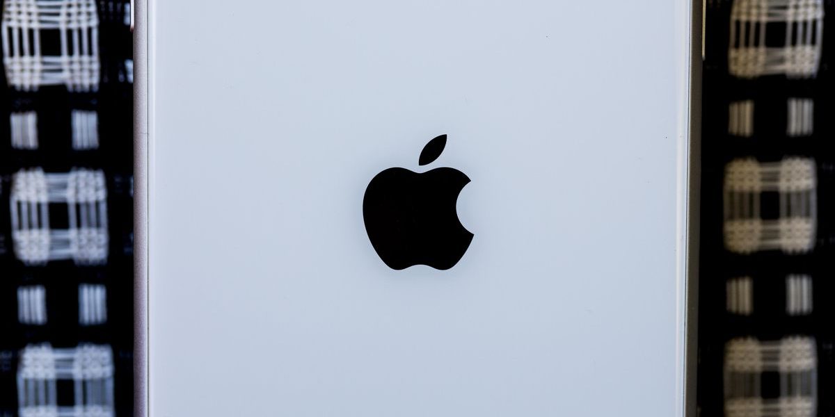 apple-iphone-logo-3743.jpg