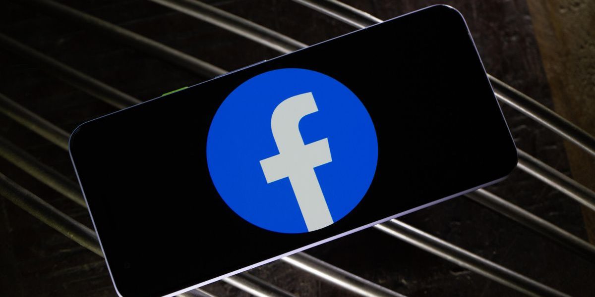 facebook-logo-phone-4597.jpg