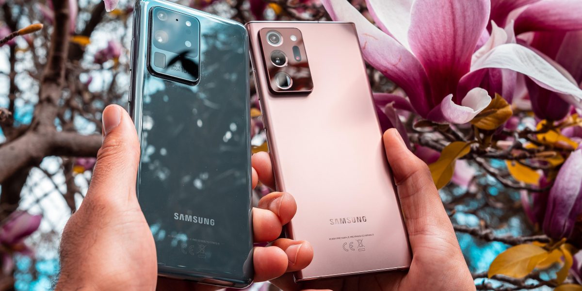 n20ultra-vs-s20ultra-1.jpg