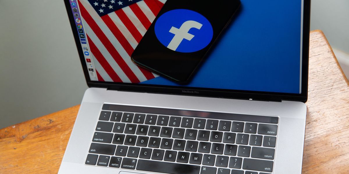 facebook-united-states-flag-laptop-0782.jpg