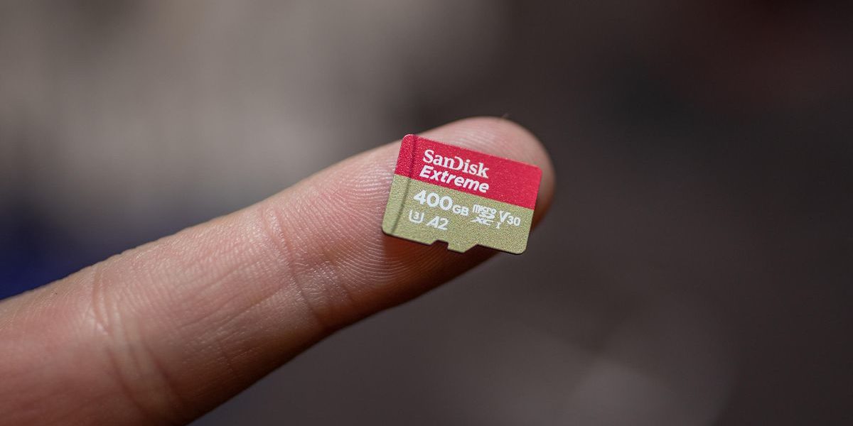sandisk-400gb-microsd-card-mwc.jpg