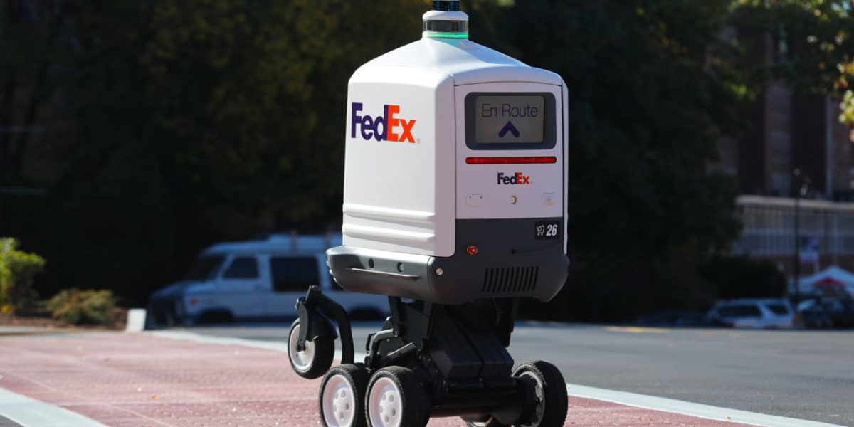 p-1-fedex-is-upgrading-its-tech-for-a-holiday-season-in-pandemic-times.jpg