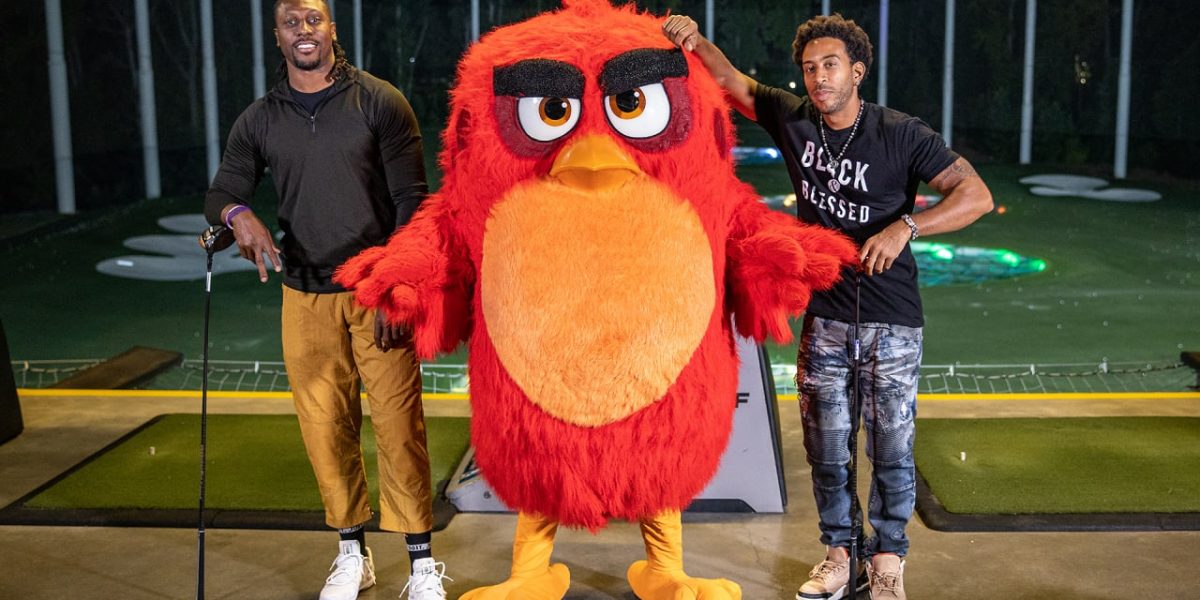 poster-topgolf-angry-birds.jpg