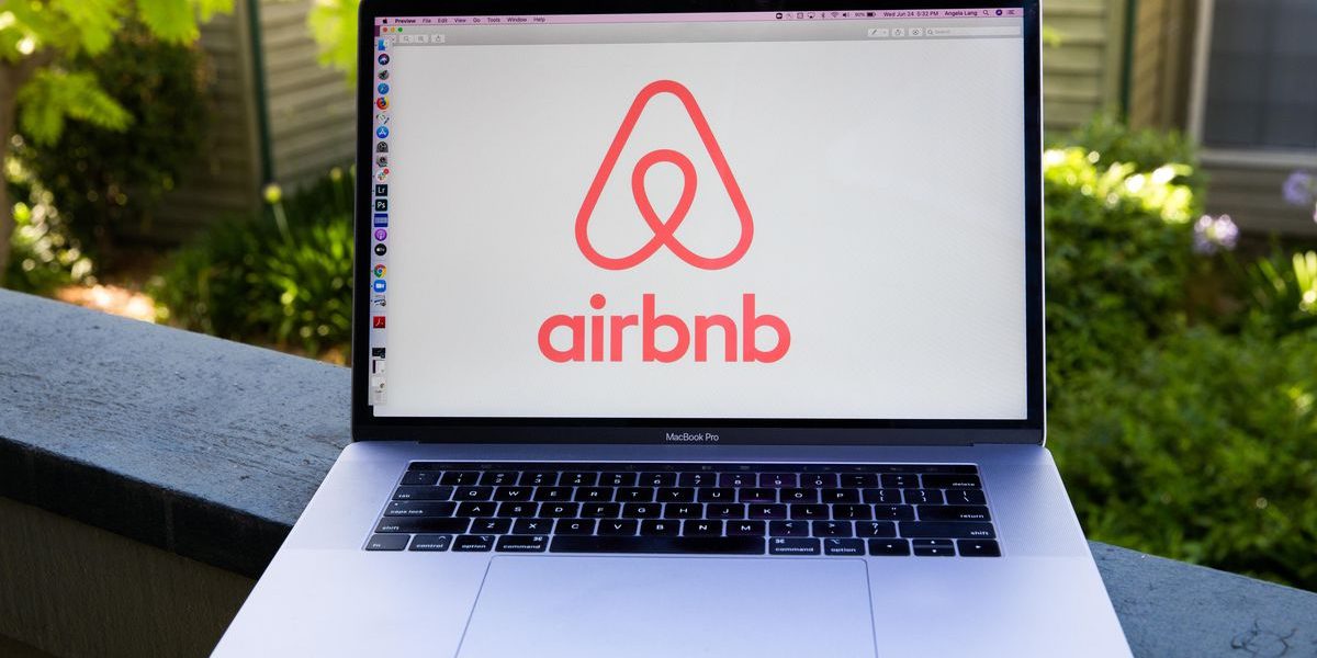 air-b-n-b-logo-laptop.jpg