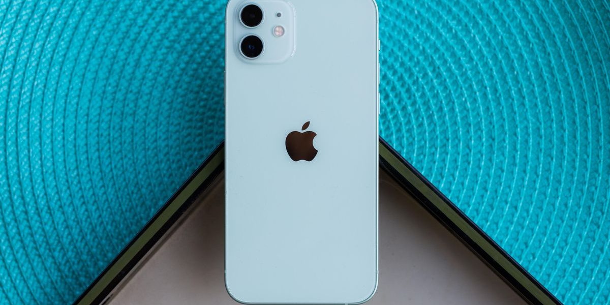 apple-iphone-12-9949.jpg