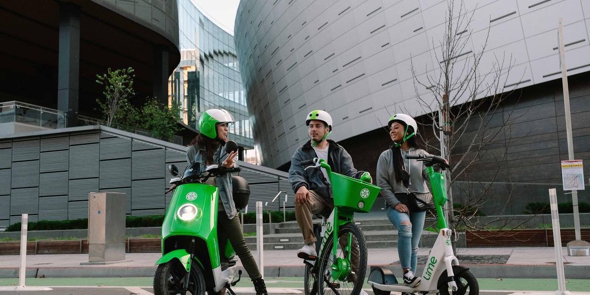 lime-moped.jpg