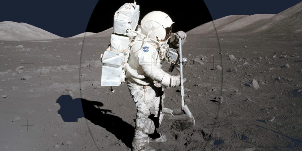 p-1-the-story-behind-the-moon-rock-in-the-biden-oval-office.jpg