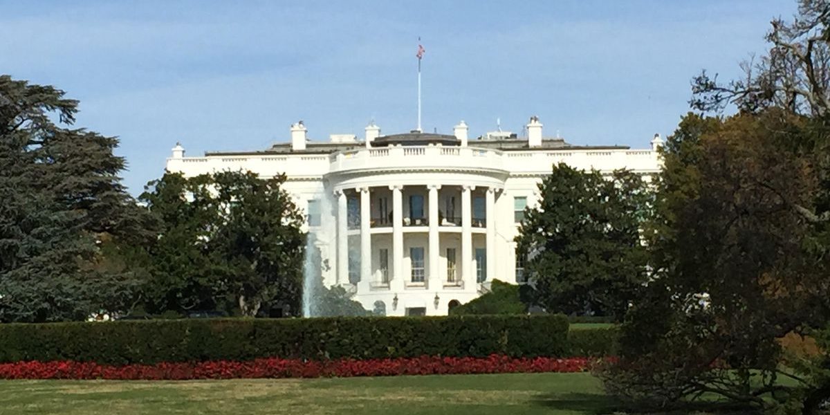 white-house-mr.jpg