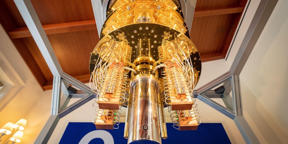 20180405-ibm-q-quantum-computer-03.jpg