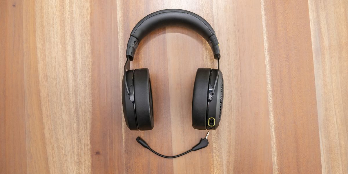 corsair-hs70-bluetooth-02.jpg