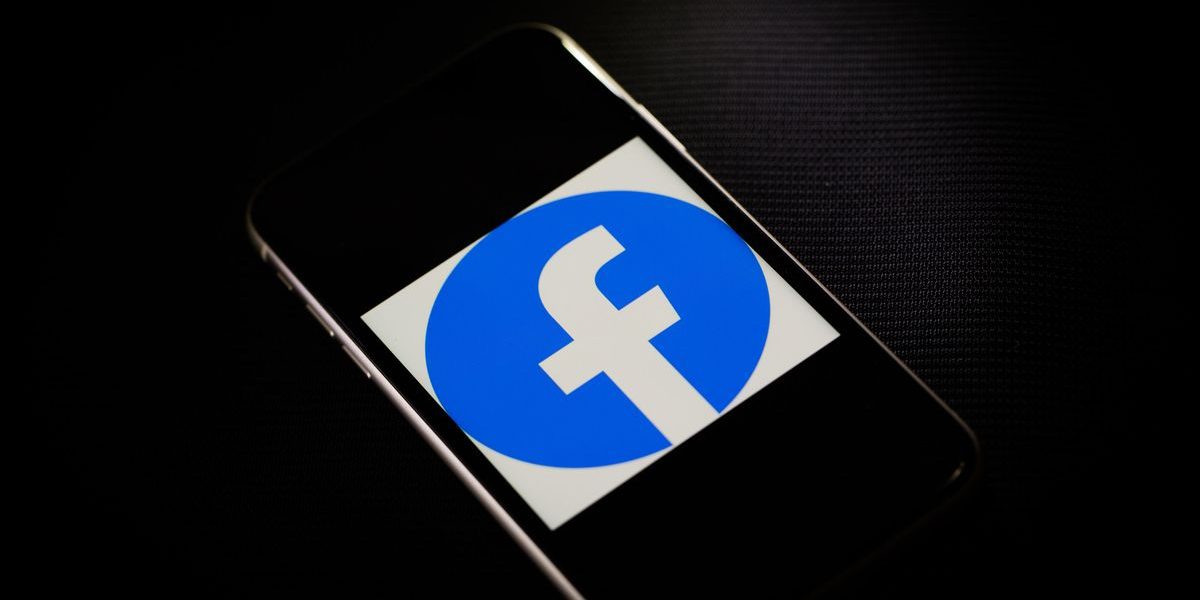 facebook-logo-phone-9799.jpg