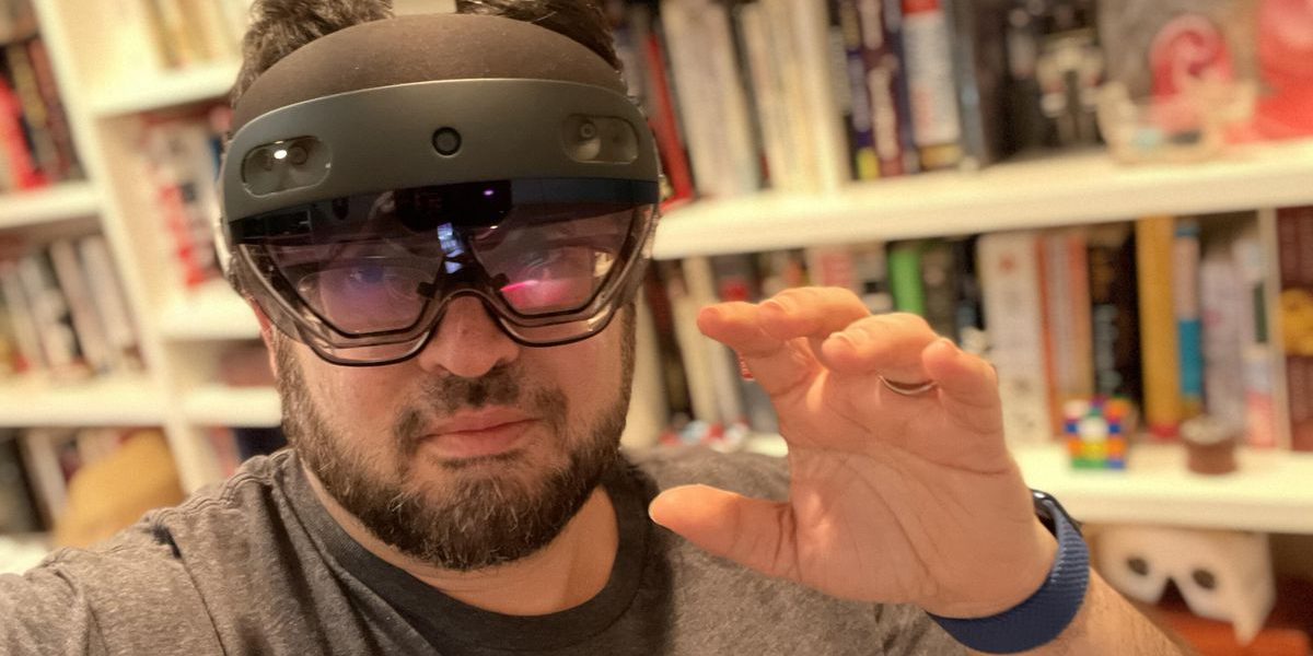 hololens-2-mesh.jpg