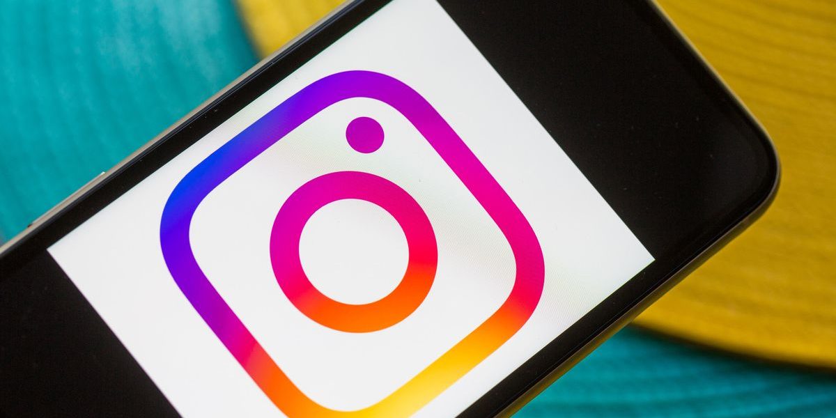 instagram-logo-apple-iphone-11-3447.jpg