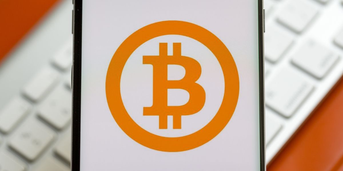 bitcoin-logo-phone-5940.jpg
