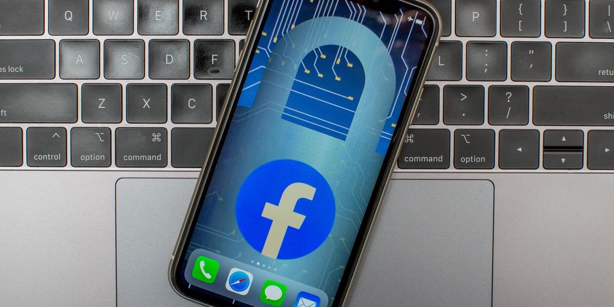 cybersecurity-laptop-facebook-0743.jpg