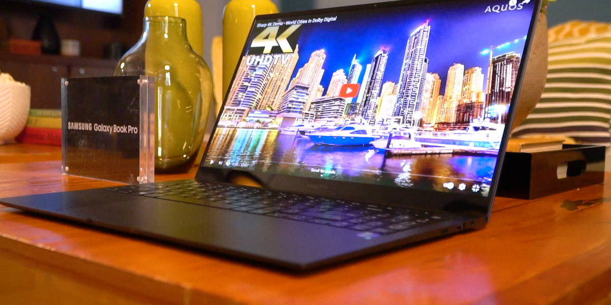 samsung-laptops-00-03-09-16-still002.png