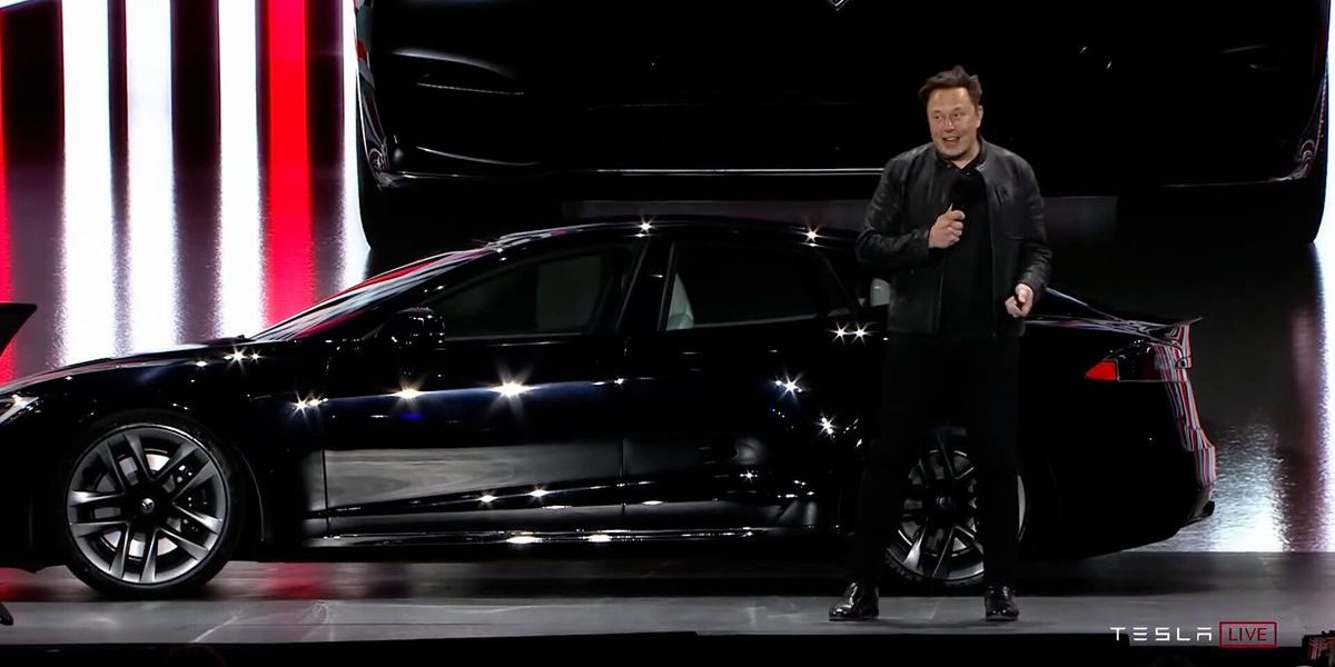 watch-elon-musk-go-into-plaid-speed-with-tesla-model-s-mp4-00-02-20-17-still001.jpg