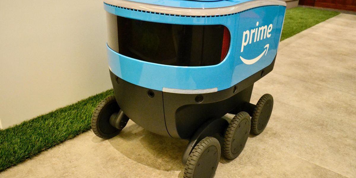amazon-scout-robot-6.jpg
