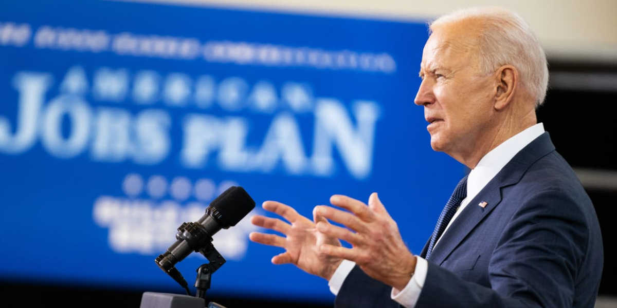 p-1-biden-administration-start-program-to-attract-young-tech-talent-to-government-work.png