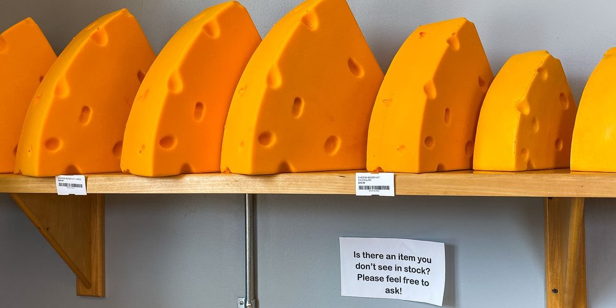cheesehead-foamation-factory-made-in-america-2021-wisconsin-cnet-54.jpg