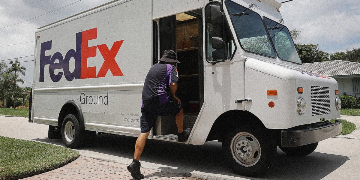 poster-fedex-worker-fired-for-not-delivering-packages-to-biden-blm-homes.jpg