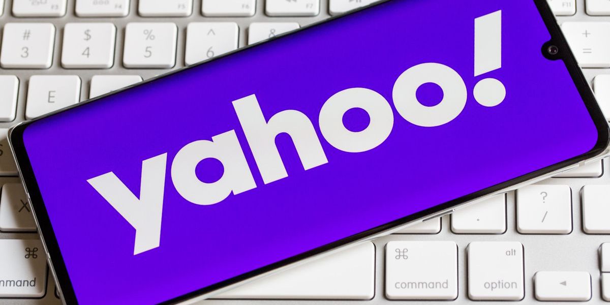 yahoo-logo-phone-6002.jpg